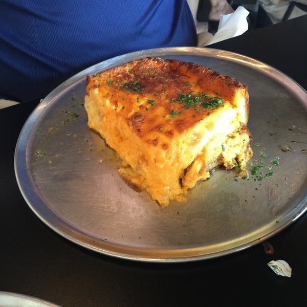 Foto diambil di OY! Restaurant oleh Cheri M. pada 8/2/2015