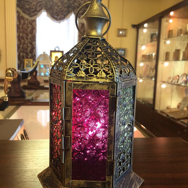 Золотой ларец. Магазин ларец. Ломбард на рынке. Золотой ларец черемхово. Золотой ларец магазины.