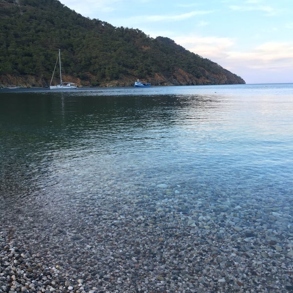 Foto scattata a Sinemis Hotel Beach &amp; Restaurant da Gürkan Ö. il 6/11/2016