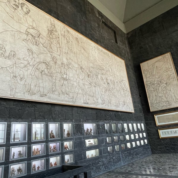 Foto diambil di Museo Diego Rivera-Anahuacalli oleh Marco C. pada 12/6/2021