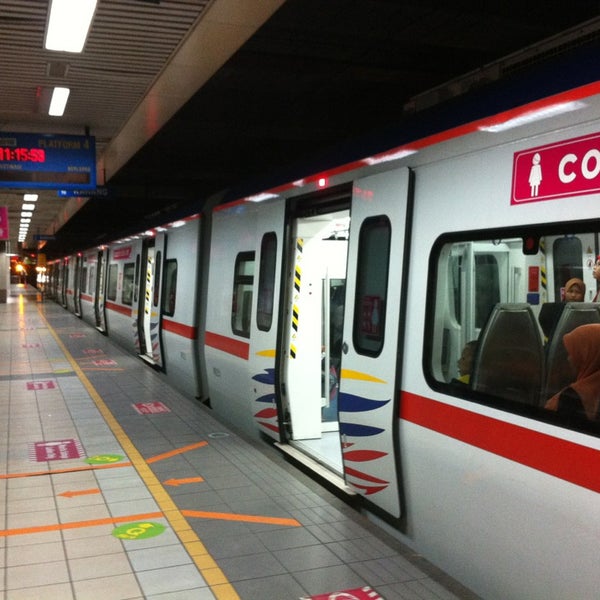 KTM Komuter KL Sentral (KA01) Station - Kuala Lumpur ...