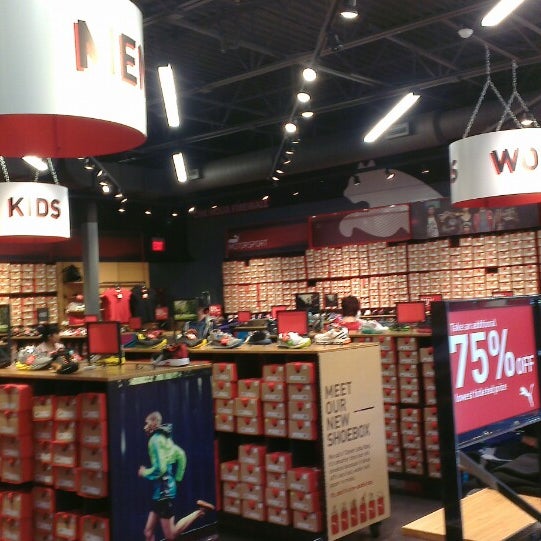 puma outlet store locations