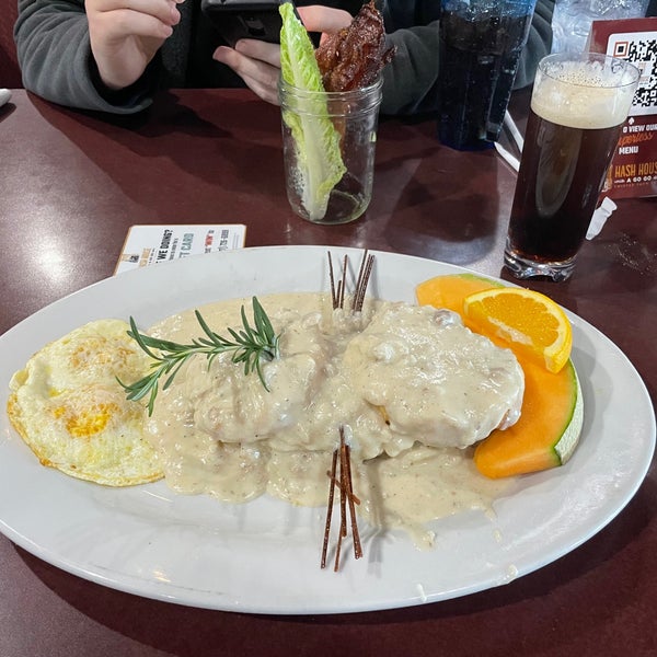 Photo taken at Hash House a Go Go by Eric N. on 1/30/2022
