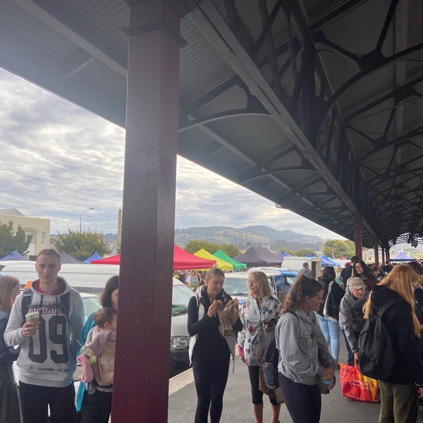 Dunedin Saturday Farmer's Market 22 Anzac Ave