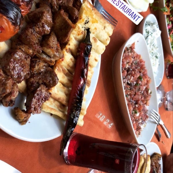 3/4/2020にRemzi U.がAsya Restaurantで撮った写真