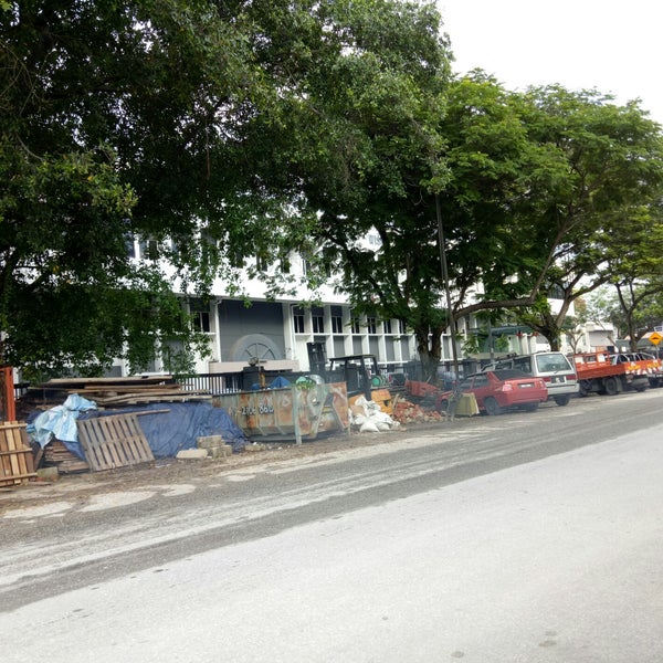 Chuan Huat Resources Bhd Office In Seputih