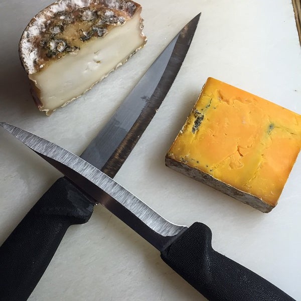 10/31/2014にSaxelby C.がSaxelby Cheesemongersで撮った写真