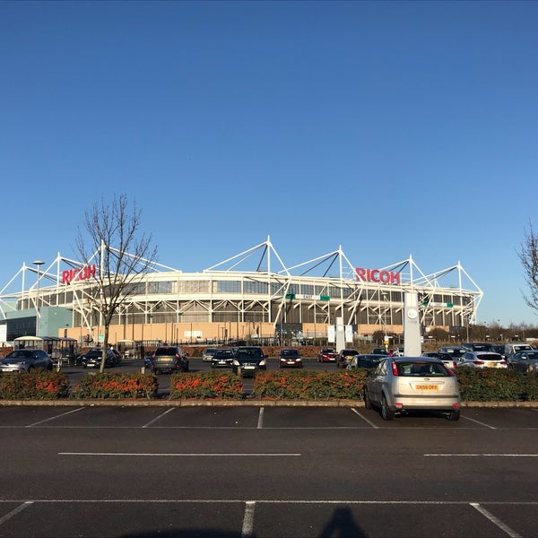 Arena Shopping Park Shopping Mall in Longford