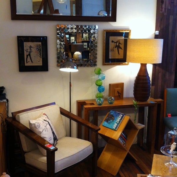 Convencional Latón escotilla tiendas muebles barrio italia Alegre