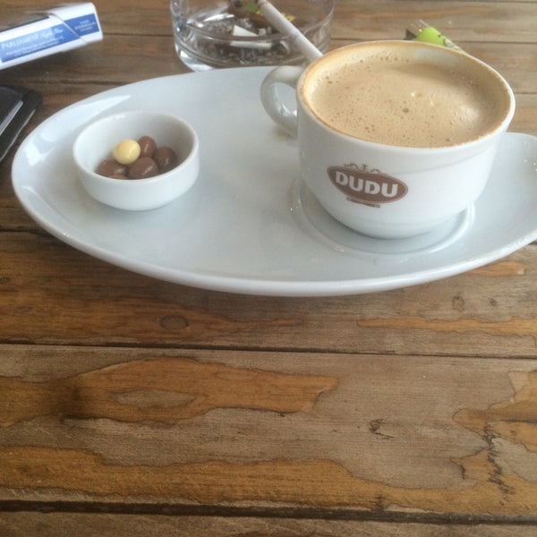 Photo taken at DuduMax Cafe &amp; Restaurant by Semih C. on 9/30/2015