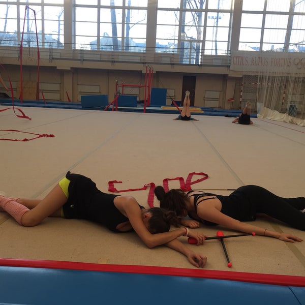 Нгу лесгафта манеж. Двейрина лесгафта. Нгу лесгафта манеж. Плавание лесгафта любовь валерьевна. Манеж в университете лесгафта.