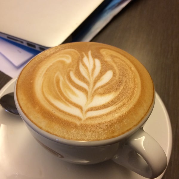 3/19/2015에 Justin S.님이 Bocca Moka Coffee &amp; Bagel House에서 찍은 사진