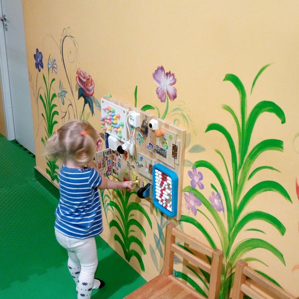 детский центр пушкино. оптиландия детская площадка. детский центр краски. тц диамант волгоград. детский центр развития.