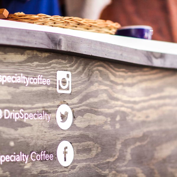 7/14/2016 tarihinde Drip Specialty Coffeeziyaretçi tarafından Drip Specialty Coffee'de çekilen fotoğraf