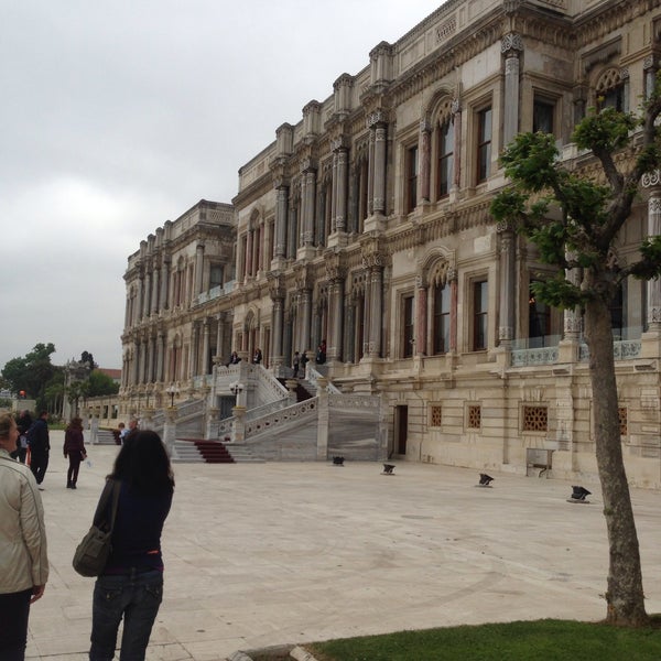 Photo taken at Çırağan Palace Kempinski Istanbul by 🌟🌟🌟Gokcen🌟🌟🌟 S. on 5/9/2013
