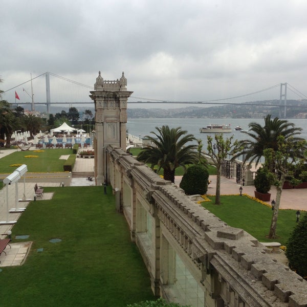 Foto diambil di Çırağan Palace Kempinski Istanbul oleh 🌟🌟🌟Gokcen🌟🌟🌟 S. pada 5/9/2013