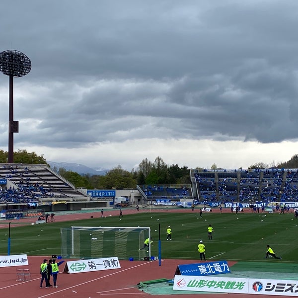 Photos At Ndソフトスタジアム山形 アウェー側ゴール裏 2 Tips Photos At Ndソフトスタジアム山形 アウェー側ゴール裏 2 Tips