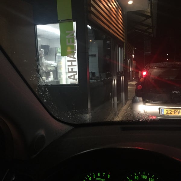 Photo taken at McDonald&#39;s by Bodille B. on 2/7/2017