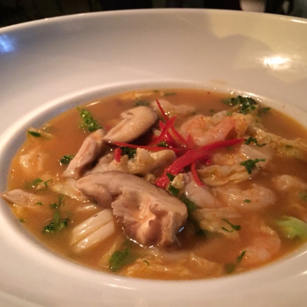 Tudo excelente, não deixe de provar o Temaki de Camurim e quem gosta de comida picante, a Sopa Thai é a pedida!❤️