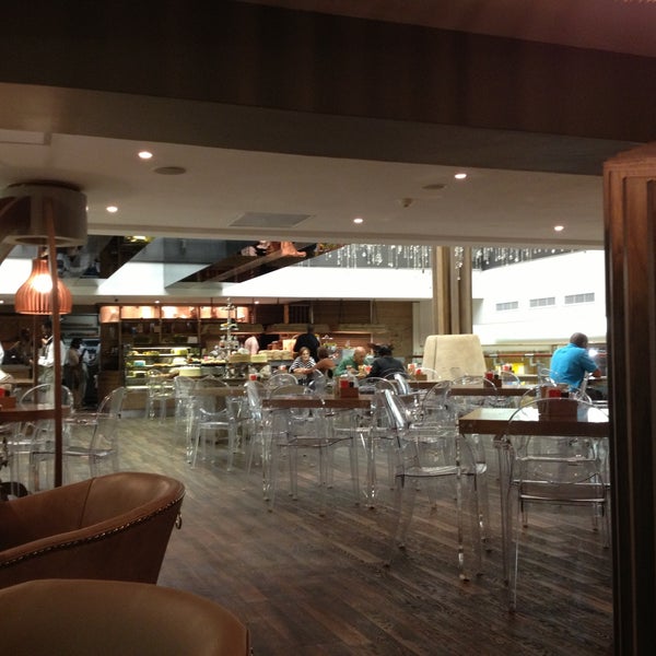 Walnut Grove Restaurant in Sandton