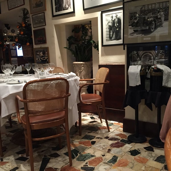 12/2/2017 tarihinde Najlaa Al-Naimiziyaretçi tarafından Montpeliano Restaurant'de çekilen fotoğraf