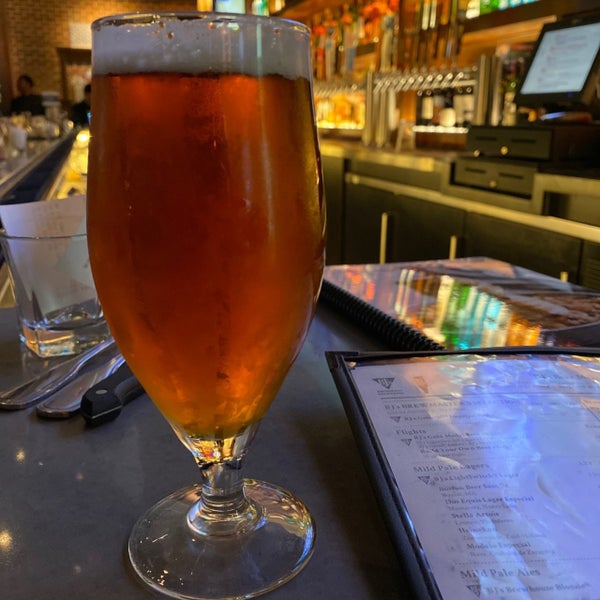 Photo taken at BJ&#39;s Restaurant &amp; Brewhouse by Brian A. on 1/11/2020