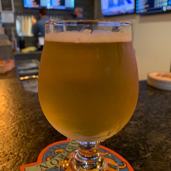 Photo taken at Rocket City Craft Beer by Brian A. on 6/4/2019