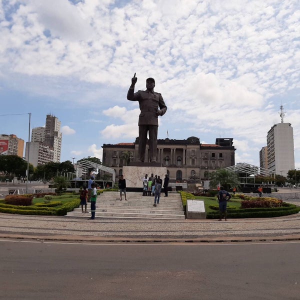 Praça da Independência - 3 tips from 132 visitors