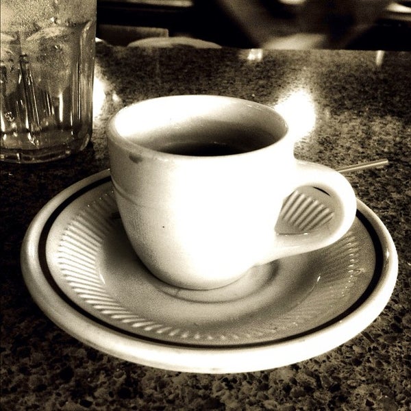 11/3/2012にBXBOMBA ..がDavid&#39;s Cafeで撮った写真