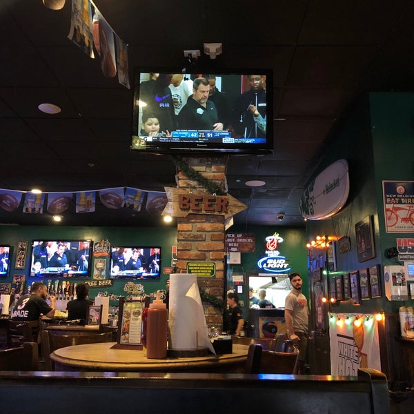 Sports Grill Miami, FL