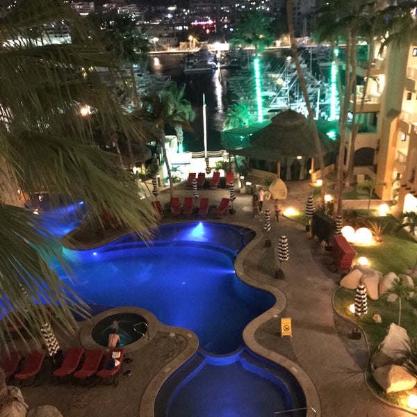 Foto diambil di Marina Fiesta Resort &amp; Spa oleh Christina D. pada 5/10/2019