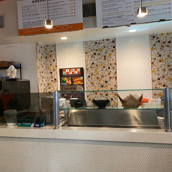 11/4/2020 tarihinde Cesar C.ziyaretçi tarafından Wicked Waffle'de çekilen fotoğraf