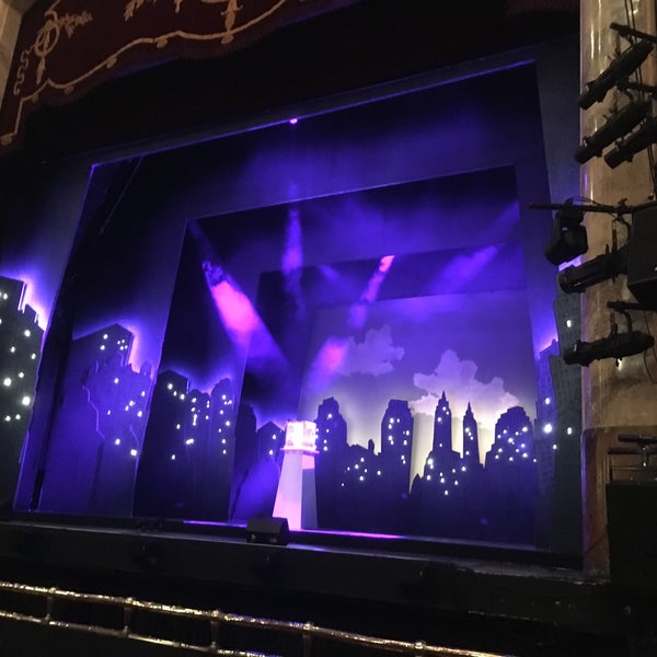 11/28/2018 tarihinde Graham C.ziyaretçi tarafından Kings Theatre'de çekilen fotoğraf