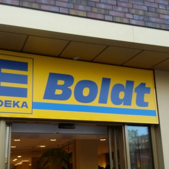 Photo taken at EDEKA Boldt by Thomas S. on 1/16/2015