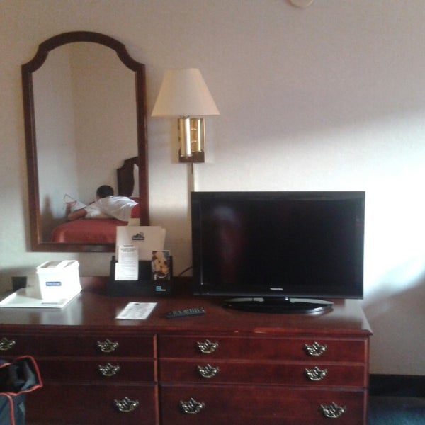 Travelodge 20 Monocacy Blvd - 