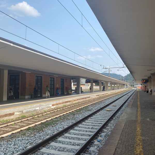 Stazione Como San Giovanni Stazione ferroviaria Stazione Como San Giovanni Stazione ferroviaria