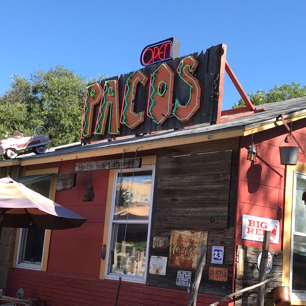 Снимок сделан в Paco&#39;s Tacos пользователем Big Aaron C. 7/27/2017