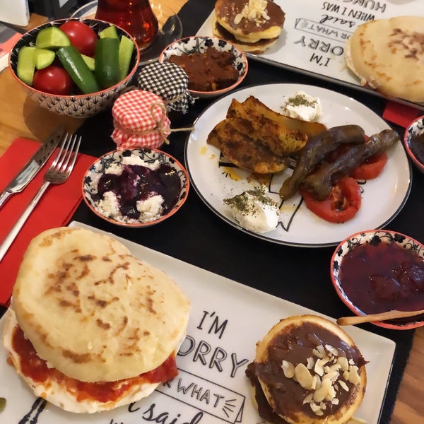 Let’s Bake Artisan Bakery Ankara'da Kafe