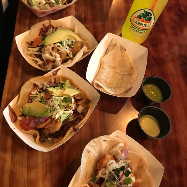 1/21/2018 tarihinde Keeks B.ziyaretçi tarafından City Tacos'de çekilen fotoğraf