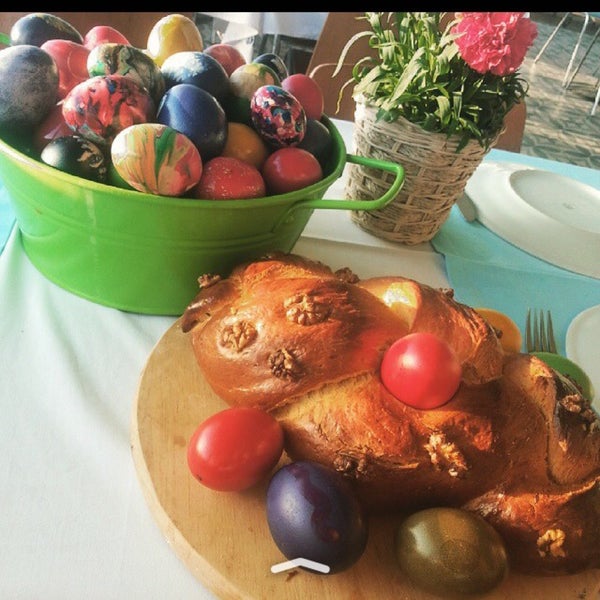 รูปภาพถ่ายที่ Fener Köşkü Restaurant โดย Dilara D. เมื่อ 4/30/2016