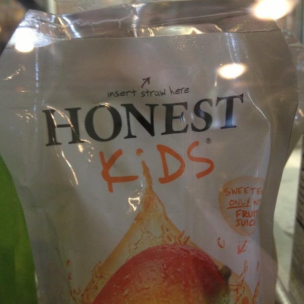 They have @HonestTea brand drinks for kids - better than other juice boxes!