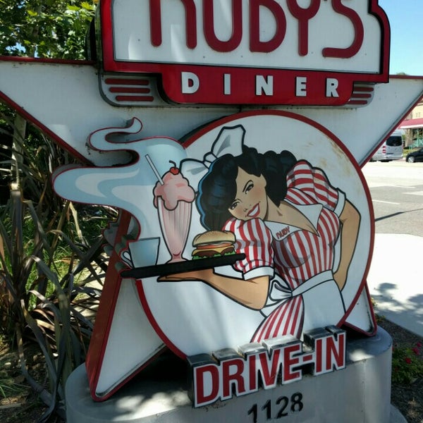 Photo taken at Ruby&#39;s Diner by Tony V. on 4/23/2016