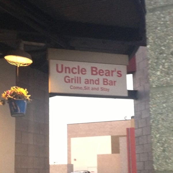 Photo taken at Uncle Bear&#39;s Grill and Tap by Calvin B. on 1/21/2013