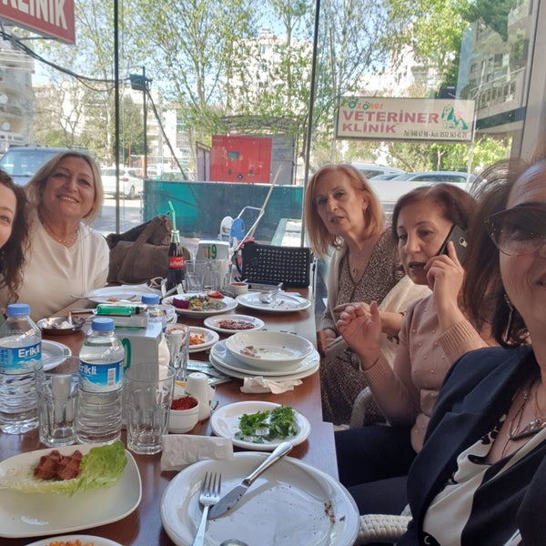 Photo prise au Konyalı Ahmet Usta par TC Fatma B. le3/29/2019