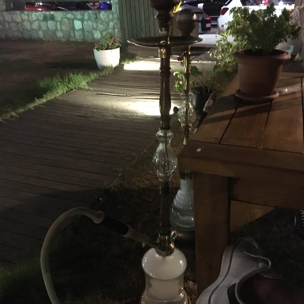 Photo taken at Kahve Diyarı &amp; Tiryaki Shisha Lounge by İbrahim Coşkun on 8/17/2018