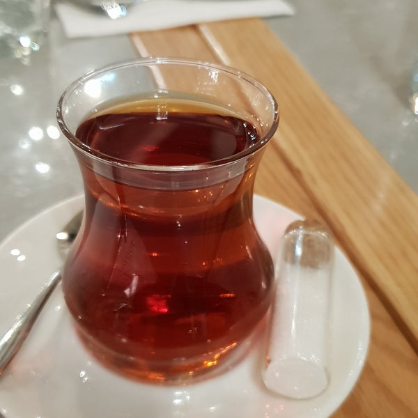 รูปภาพถ่ายที่ Inova Cafe Lounge โดย İpek Y. เมื่อ 10/16/2018
