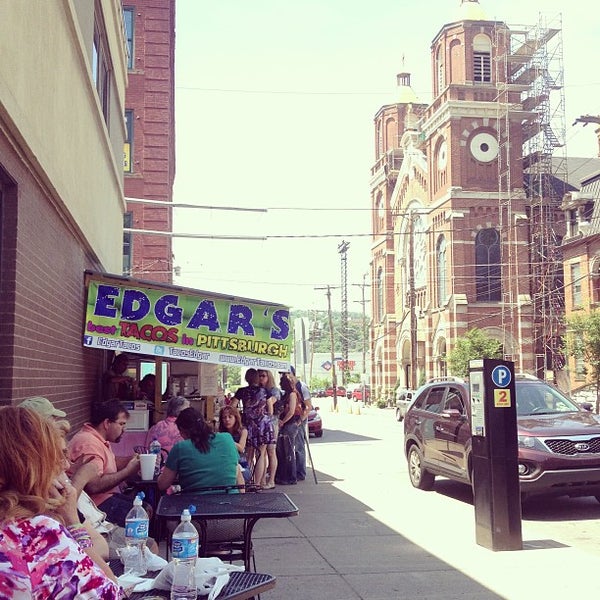 6/15/2013 tarihinde Erich H.ziyaretçi tarafından Edgar&#39;s Best Taco Shack'de çekilen fotoğraf