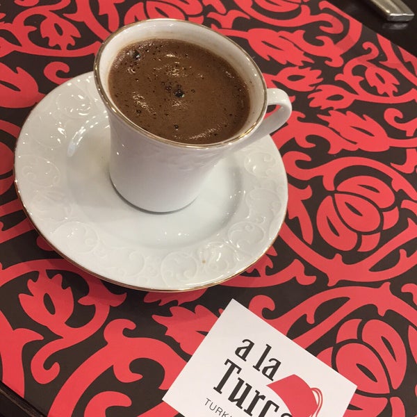 Çorbası pidesi et sotesi ayran Türk kahvesi çok güzeldi Türk usüllerine göre hazırlanmış herşey muhteşemdi 👌🏻😋