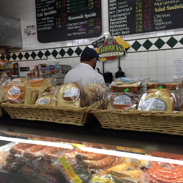 Great classic deli sandwiches. Daily specials help mix it up.