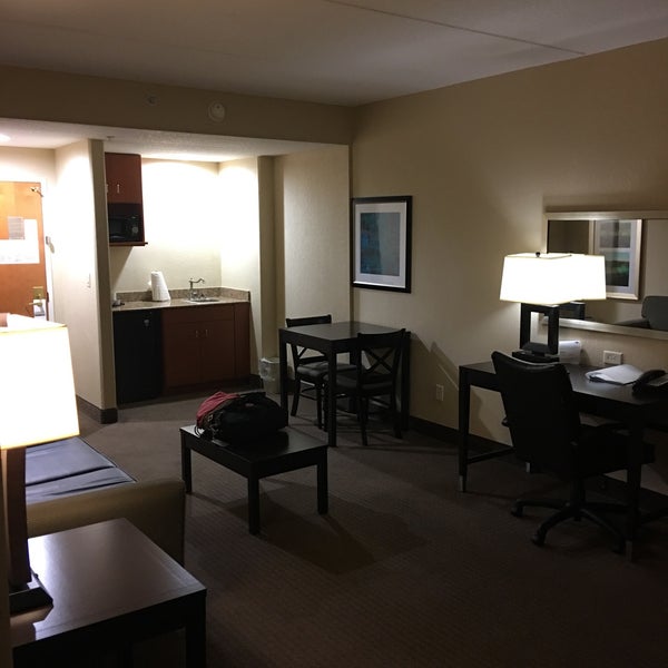 Photos At Holiday Inn Express Suites Jacksonville Airport - 